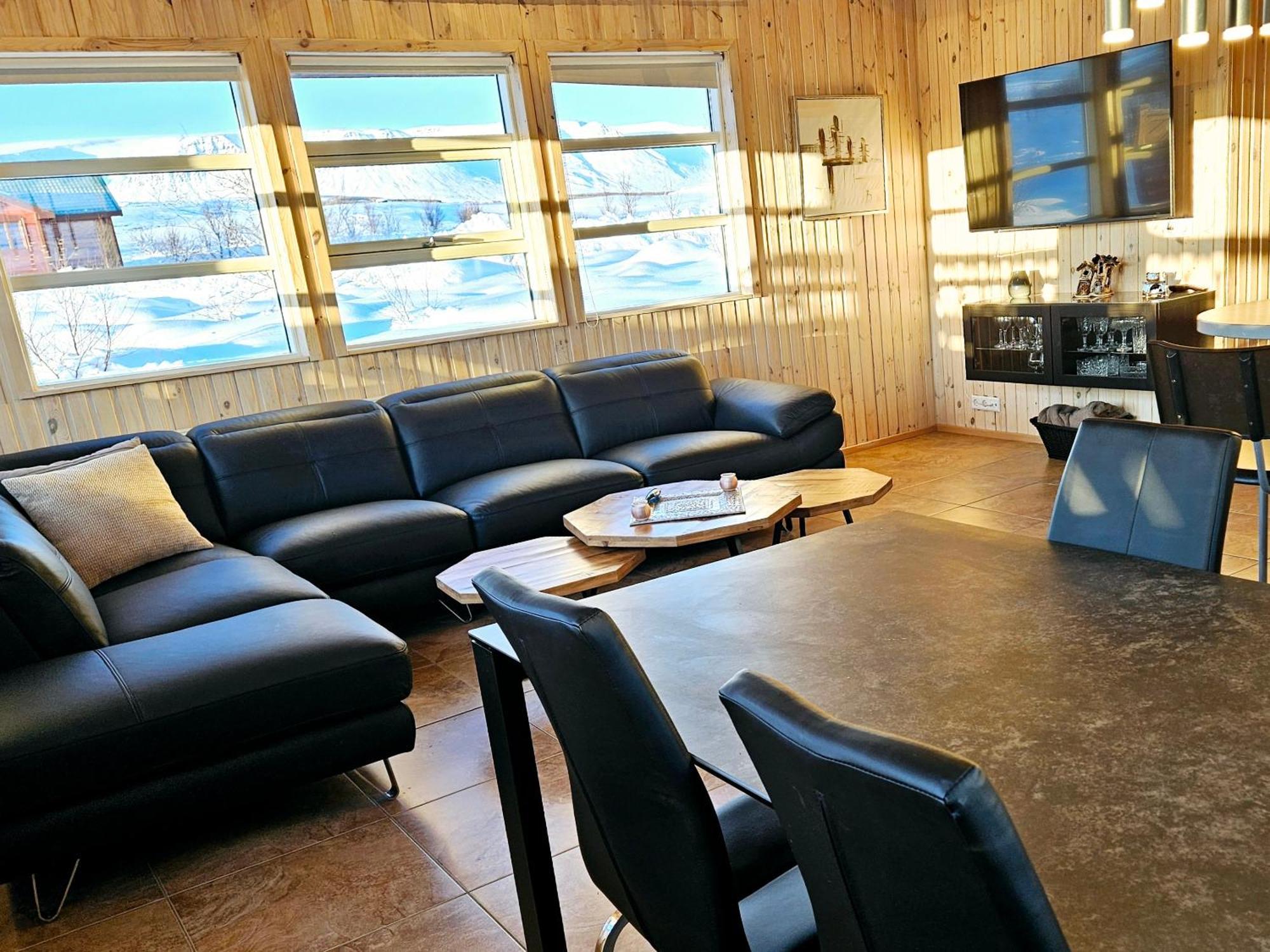 Aurora Vacation Homes Fagravik Akureyri Buitenkant foto